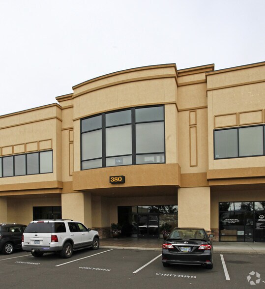 370-388 Q St, Springfield, OR for sale - Building Photo - Image 1 of 1