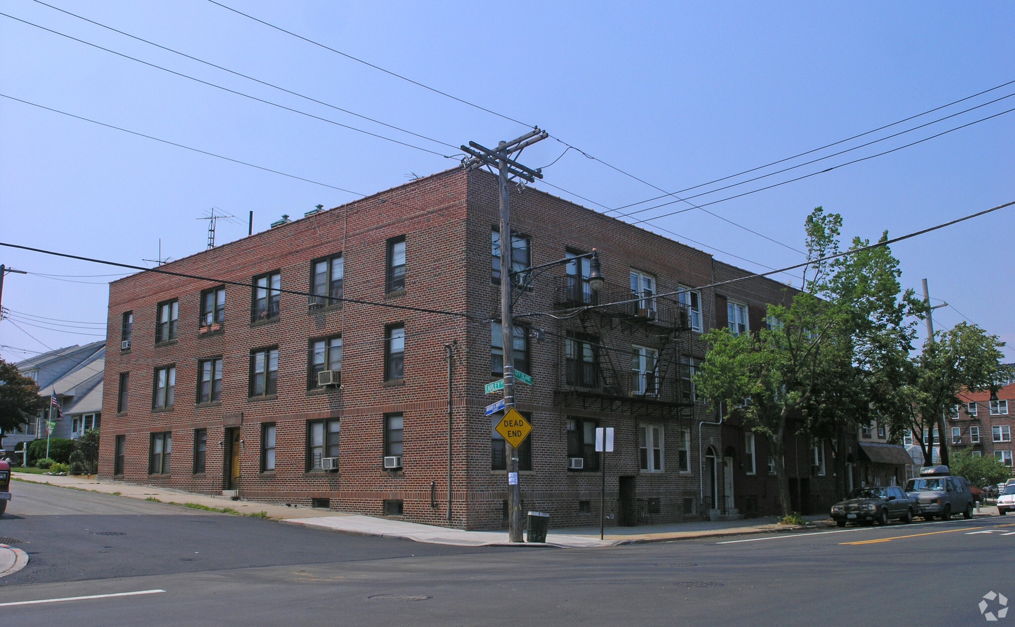 City Island Ave, Multi-Family Portfolio portfolio of 5 properties for sale on LoopNet.com Building Photo- Image 1 of 8