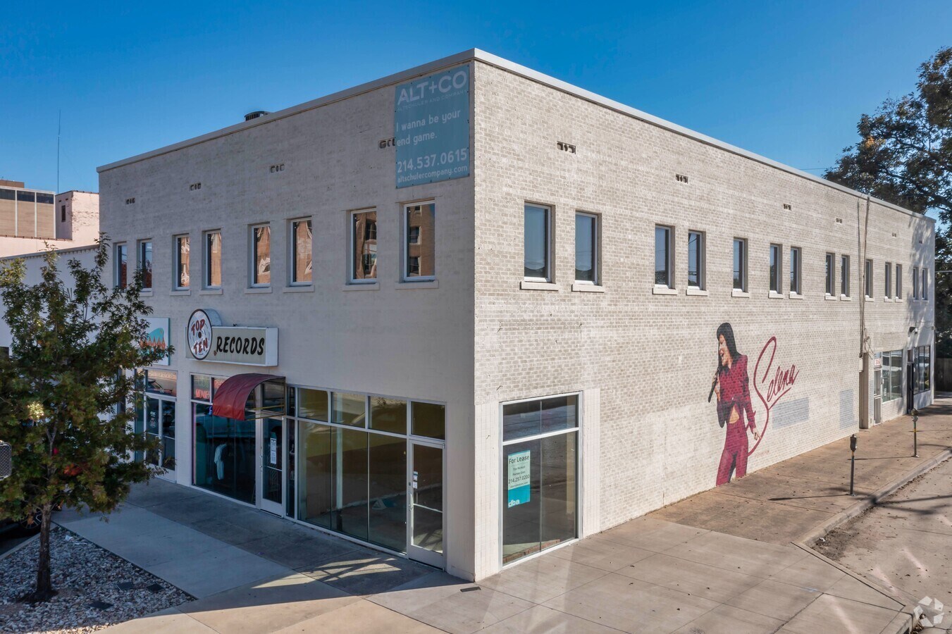 324340 W Jefferson Blvd, Dallas, TX 75208