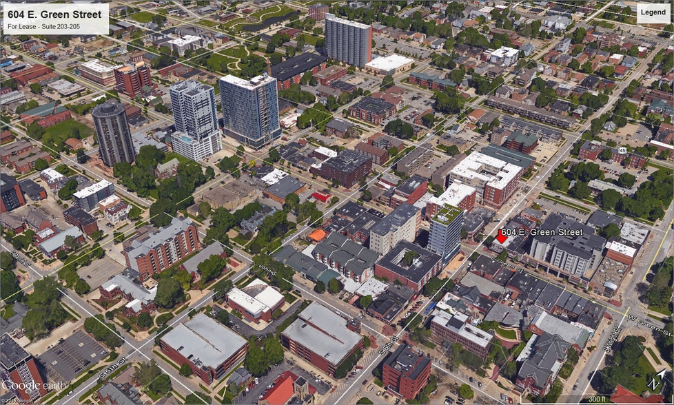 602 E Green St, Champaign, IL for lease - Building Photo - Image 2 of 5