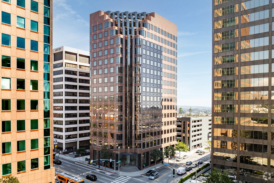 10866 Wilshire Blvd, Los Angeles, CA for lease - Building Photo - Image 1 of 10