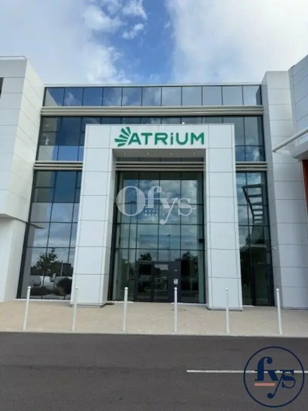 Office in Bourg-en-Bresse for lease Building Photo- Image 1 of 13