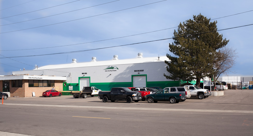 4700 Dahlia St, Denver, CO for lease - Primary Photo - Image 1 of 17