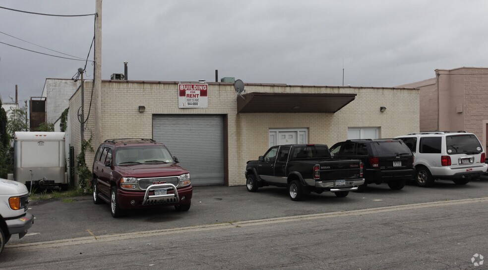 16 Secatoag Ave Port Washington Ny 11050 Industrial Property