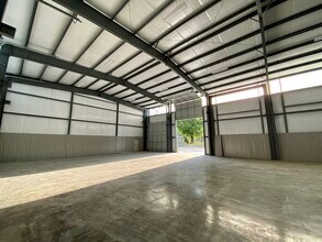 13624 State Highway 31 W, Tyler, TX for lease Interior Photo- Image 2 of 12