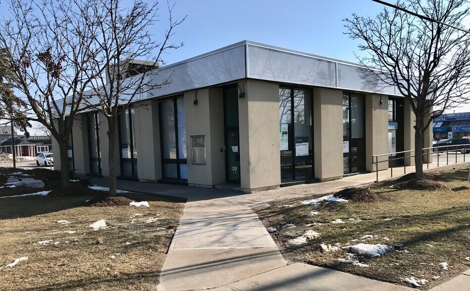 800 Burnhamthorpe Rd, Mississauga, ON for sale - Building Photo - Image 1 of 1