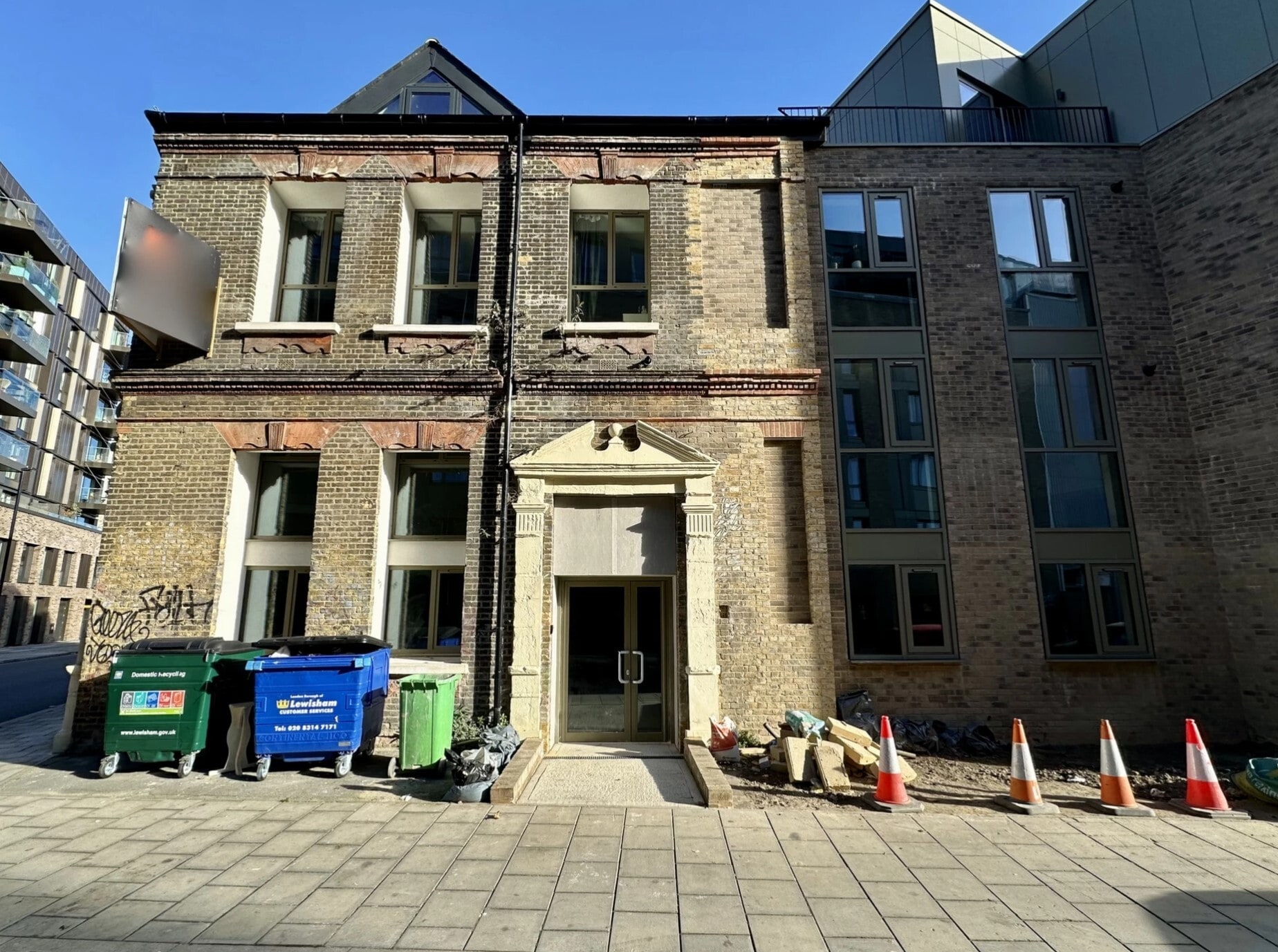 Arklow Rd, London for sale Primary Photo- Image 1 of 1