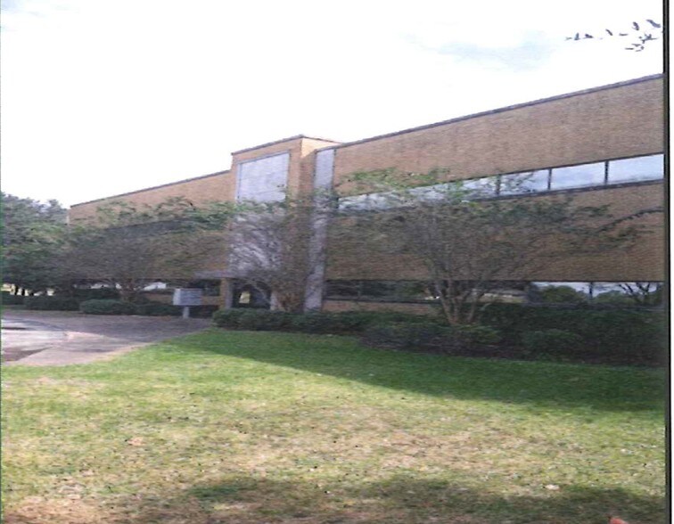 8865 College St, Beaumont, TX for sale - Primary Photo - Image 1 of 1