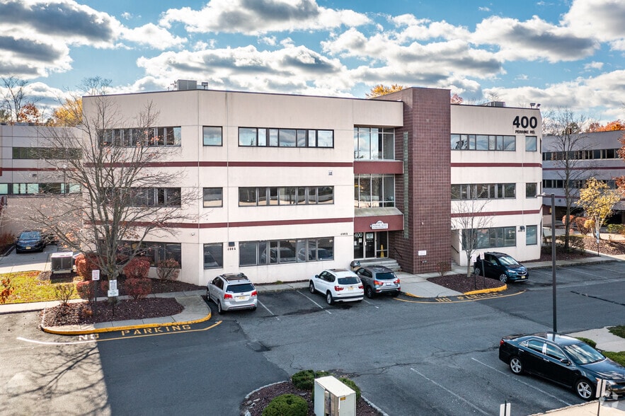 400 Perrine Rd, Old Bridge, NJ for lease - Building Photo - Image 2 of 11