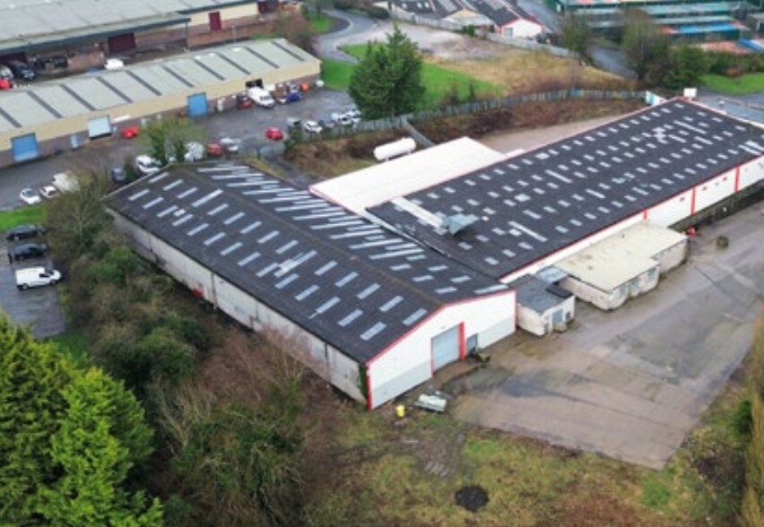 13 Queensway, Wrexham for lease - Building Photo - Image 1 of 3