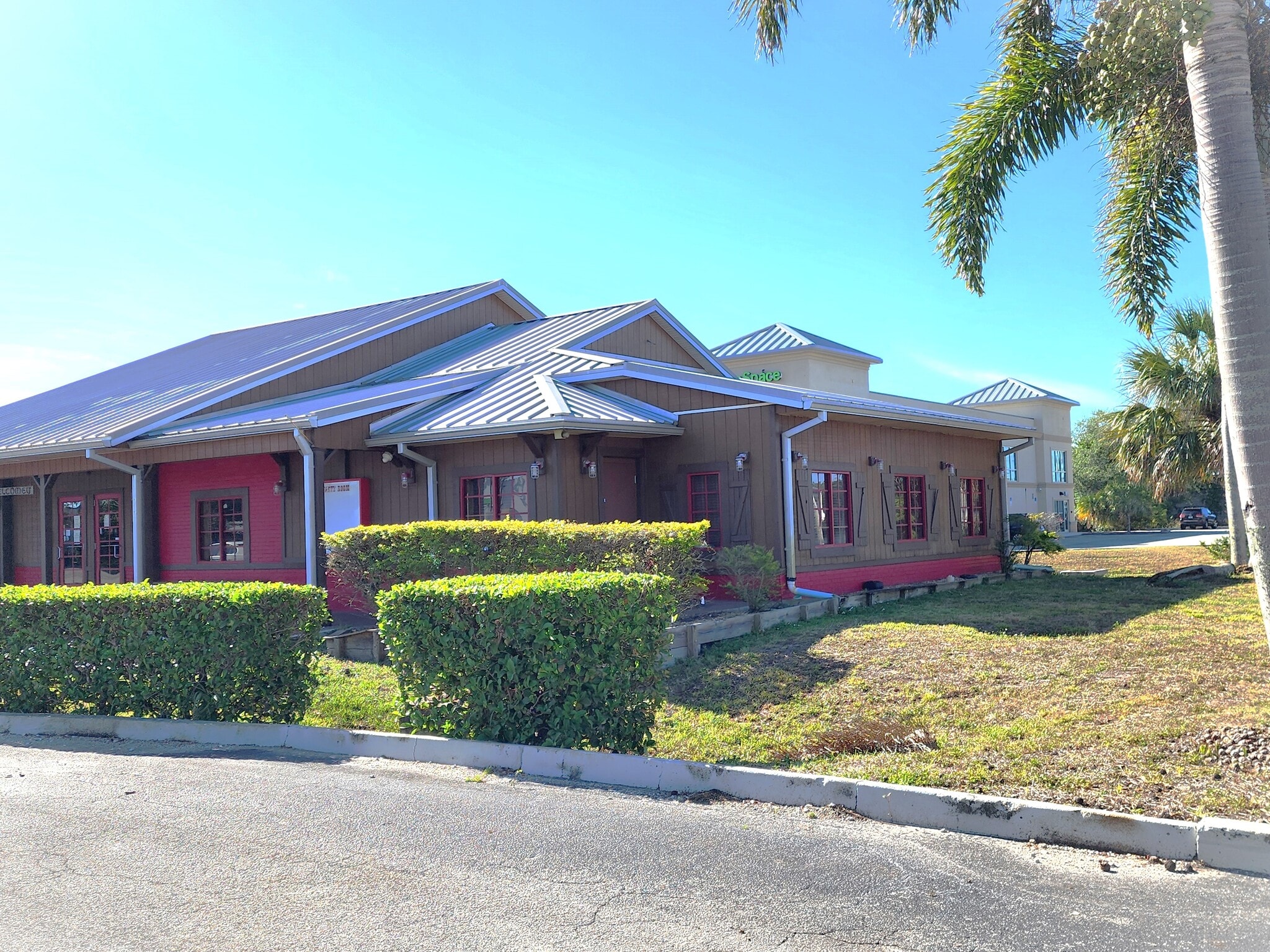1981 N Wickham Rd, Melbourne, FL for lease Primary Photo- Image 1 of 5