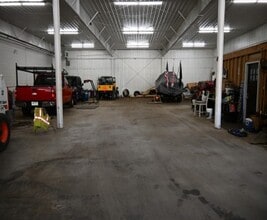 909 1st Ave NW, Buffalo, MN for lease Interior Photo- Image 2 of 4