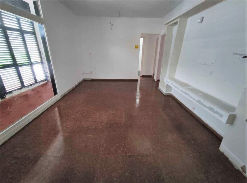 Multifamily in Llançà, Gerona for sale - Interior Photo - Image 2 of 6