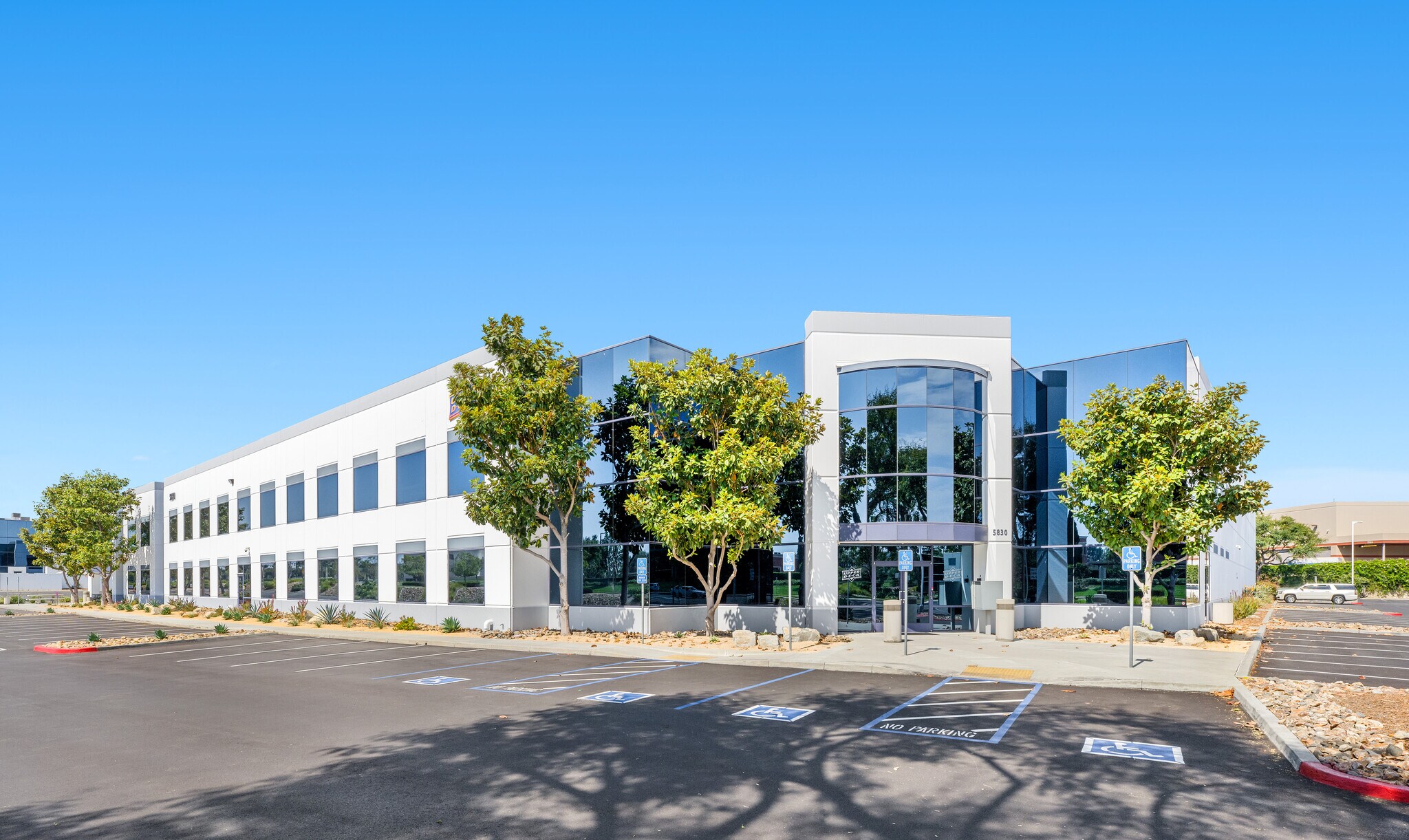 5830 El Camino Real, Carlsbad, CA for lease Building Photo- Image 1 of 5