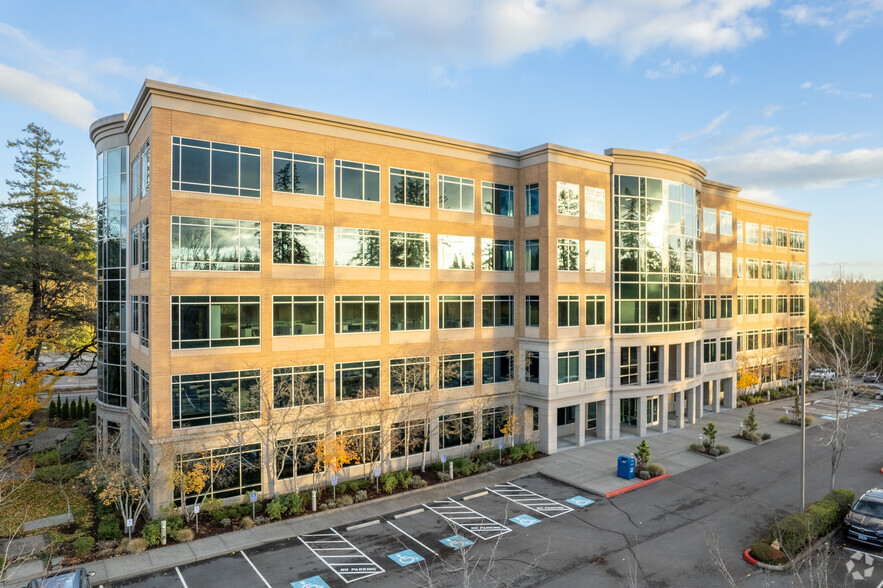 13221 SW 68th Pky, Tigard, OR for lease - Building Photo - Image 1 of 20