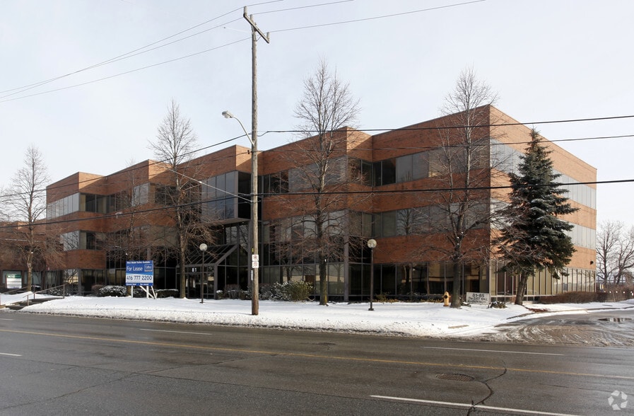 81 The East Mall, Toronto, ON for lease - Building Photo - Image 3 of 5
