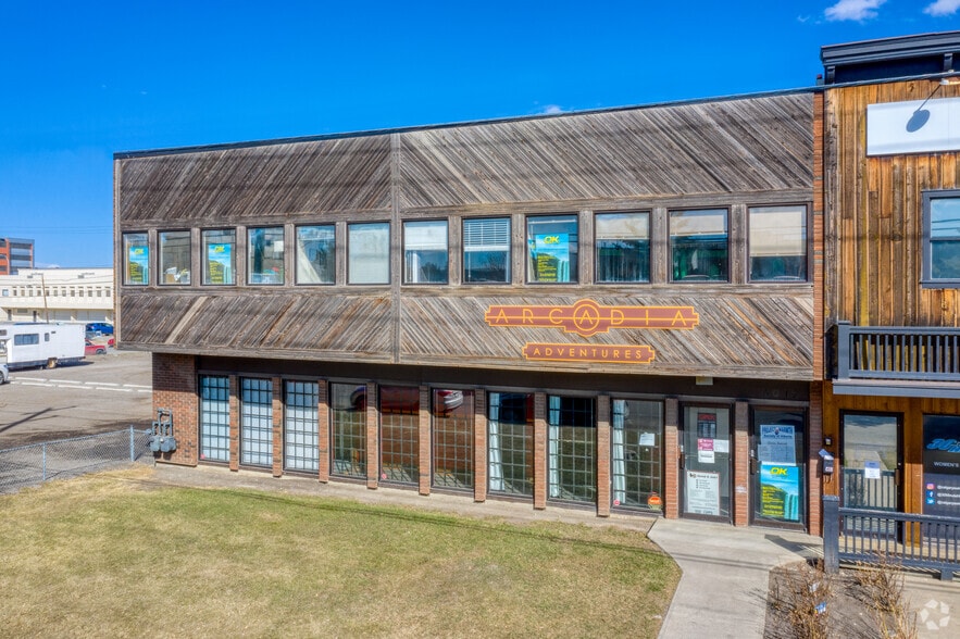 6012 3rd St SW, Calgary, AB for sale - Primary Photo - Image 1 of 1