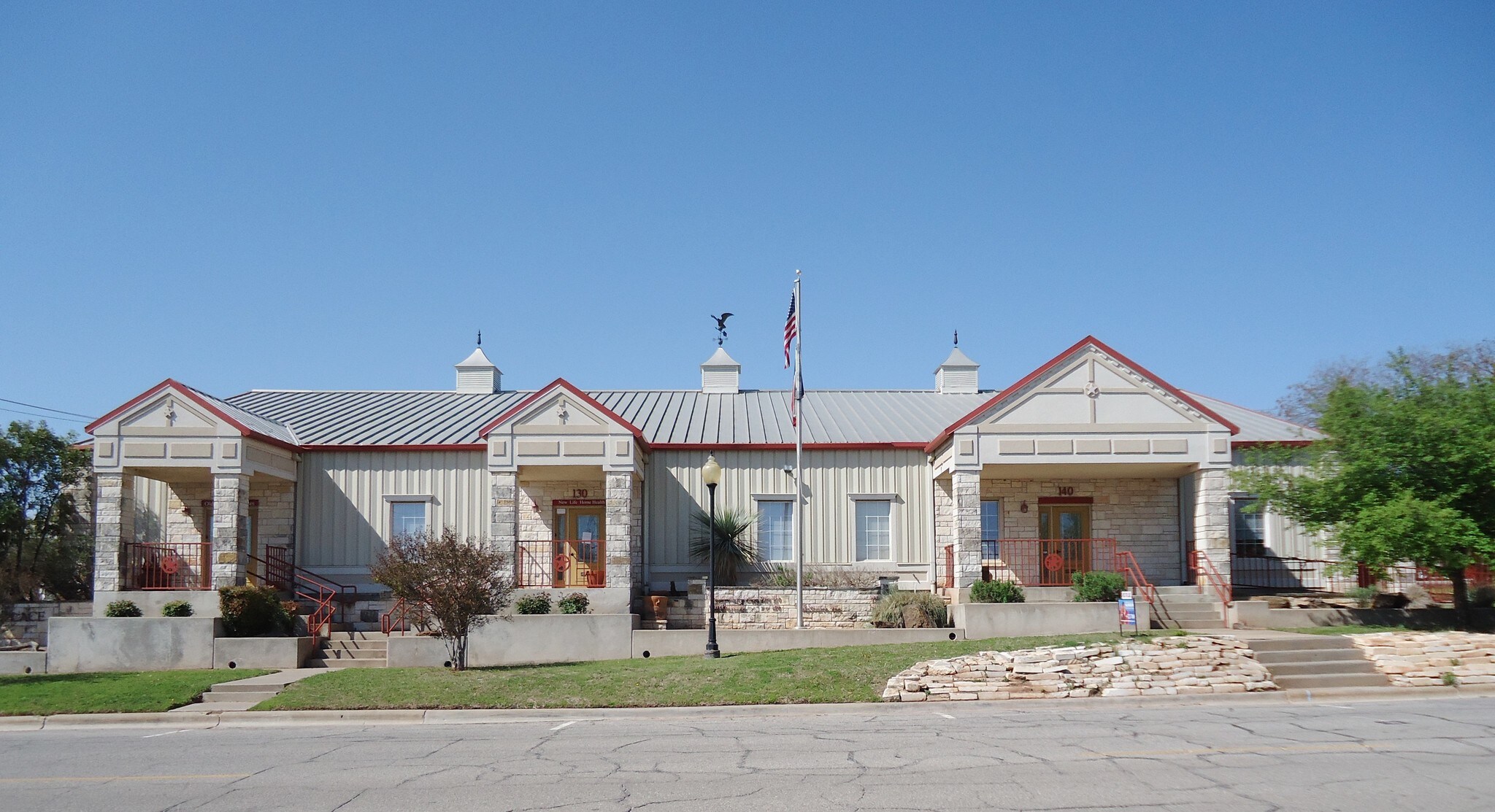 1106 Travis St, Wichita Falls, TX for sale Primary Photo- Image 1 of 1