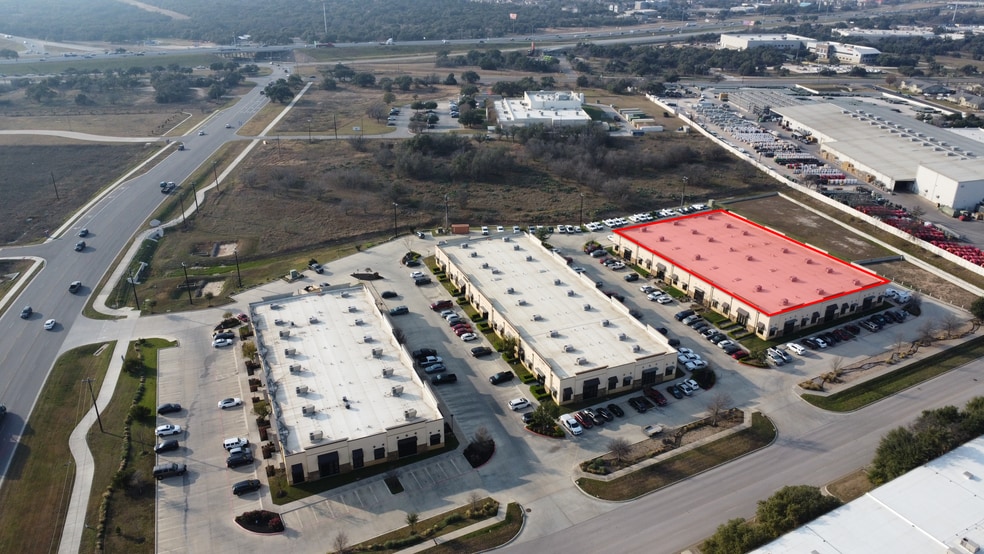 295 SE Inner Loop, Georgetown, TX for lease - Building Photo - Image 2 of 5