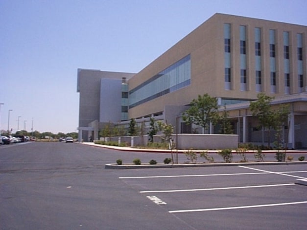 44105 15th St W, Lancaster, CA for lease - Building Photo - Image 2 of 10