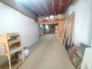 Retail in Cuenca, Cuenca for lease Interior Photo- Image 1 of 2