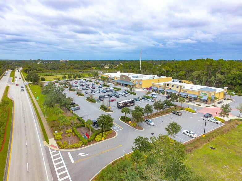 173 N Charles Richard Beall Blvd, Debary, FL for lease - Building Photo - Image 1 of 10