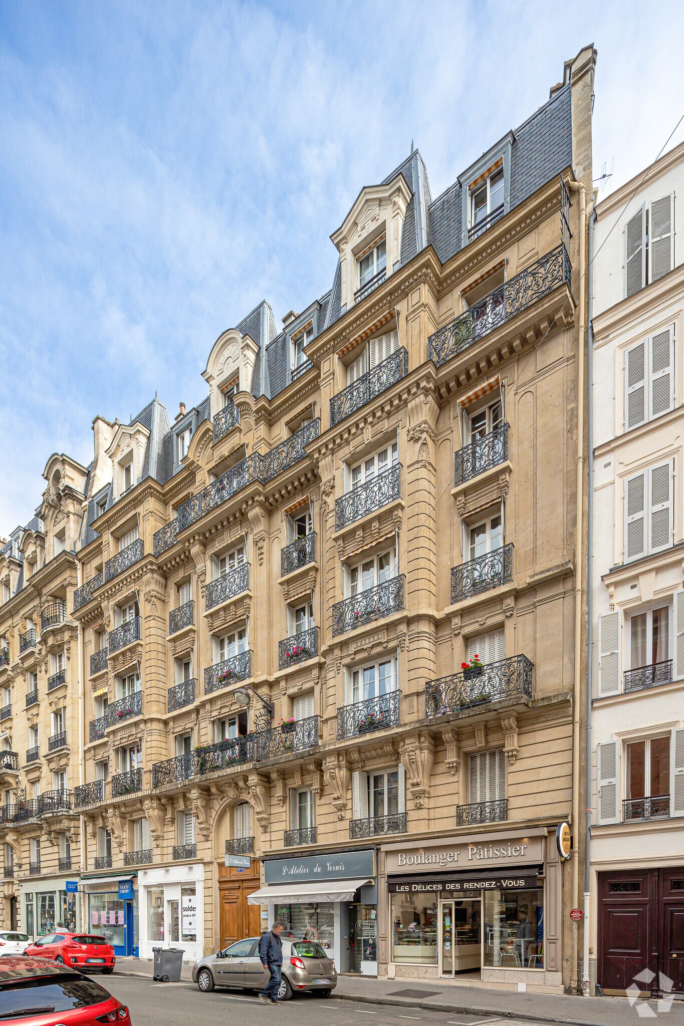 72 A Rue Du Rendez-Vous, Paris for lease Primary Photo- Image 1 of 2