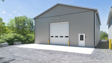 151 Brown Rd, Pittston, PA for lease Interior Photo- Image 2 of 4
