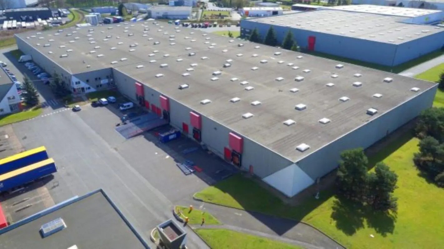 Industrial in Ormes for lease Building Photo- Image 1 of 8