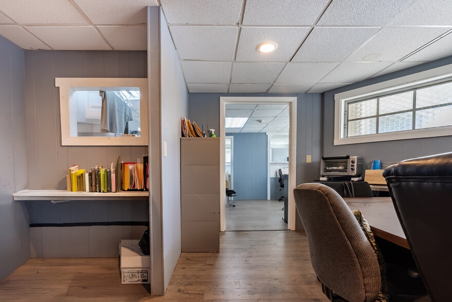 2320-2352 Mendon Rd, Cumberland, RI for sale - Building Photo - Image 2 of 27