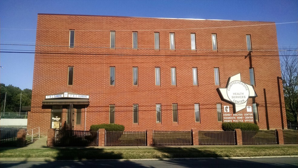 1416 Monroe Ave, Dunmore, PA for sale - Building Photo - Image 1 of 1