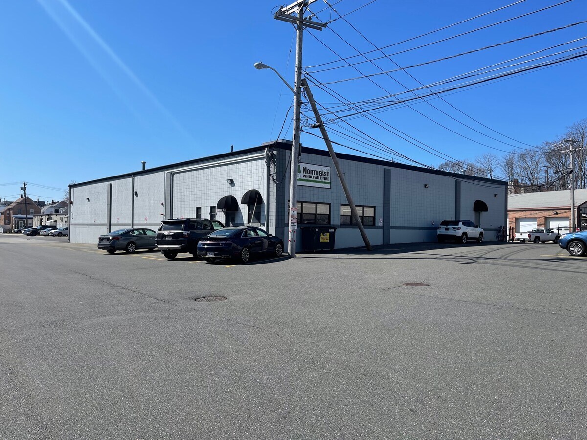 54 Winter St, Malden, MA 02148