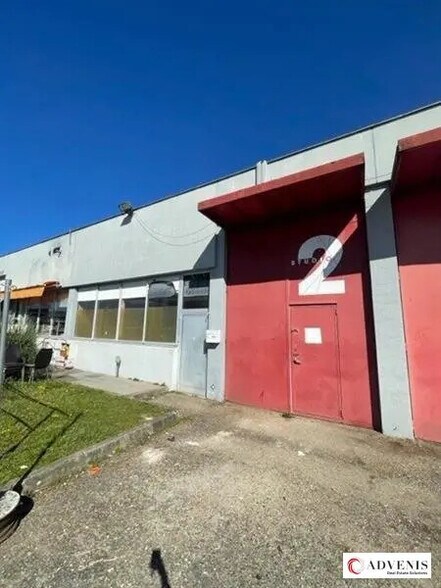 Flex in Blanquefort for lease - Building Photo - Image 1 of 5