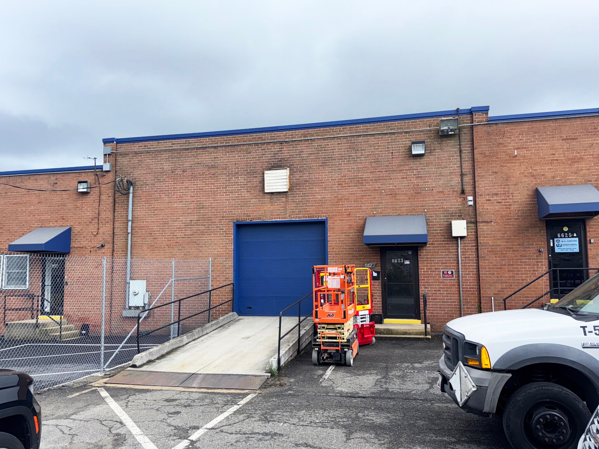 6619-6631 Iron Pl, Springfield, VA for lease Interior Photo- Image 1 of 6