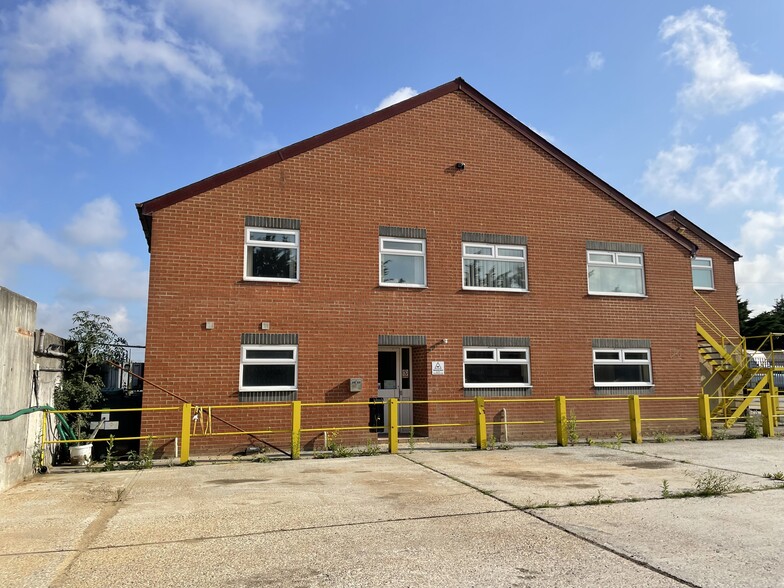 Waltham Rd, Boreham for sale - Building Photo - Image 3 of 9