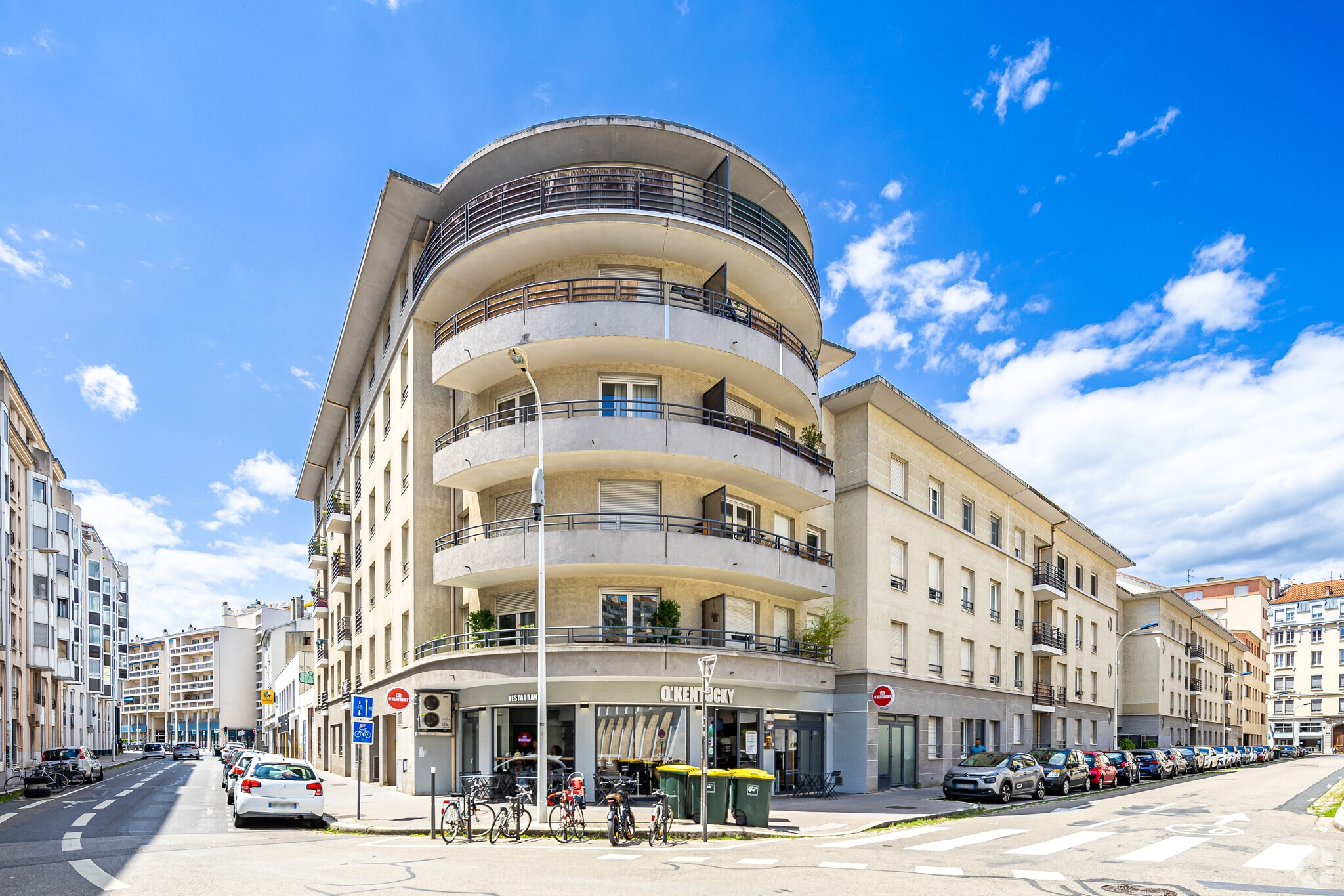 44 Rue Rachais, Lyon for lease Building Photo- Image 1 of 10