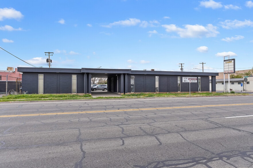 2330 S Main St, Salt Lake City, UT for lease - Building Photo - Image 1 of 32