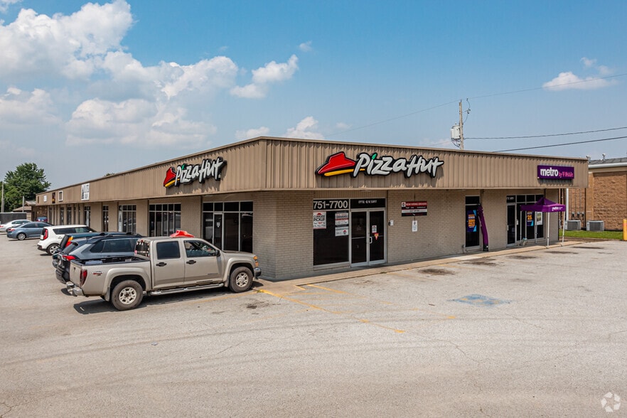 1772-1840 W Sunset Ave, Springdale, AR for lease - Primary Photo - Image 3 of 6