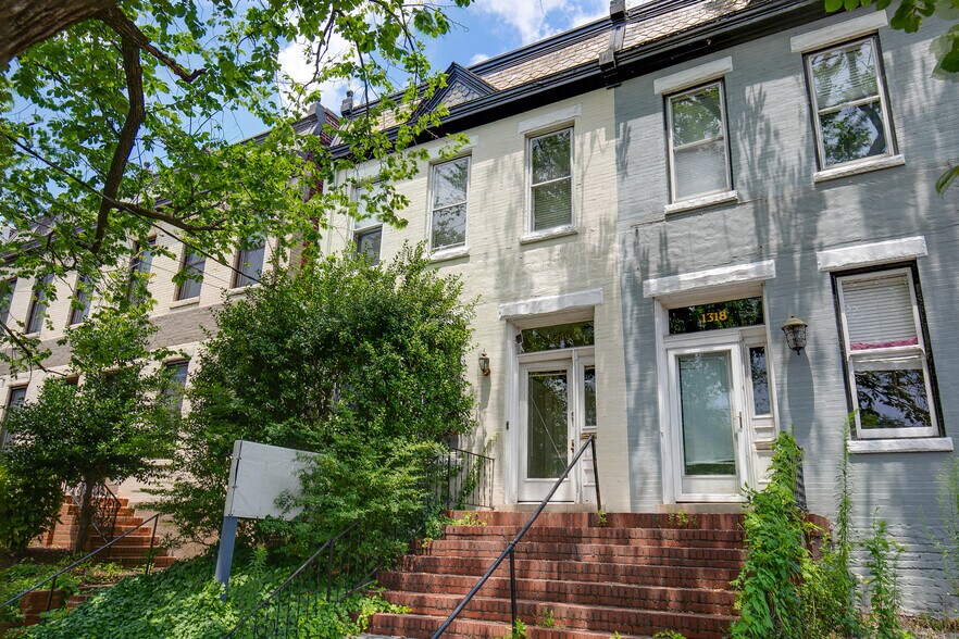 1320 W Main St, Richmond, VA for sale - Building Photo - Image 1 of 1