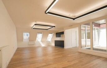24 Blythswood Sq, Glasgow for lease Interior Photo- Image 1 of 3