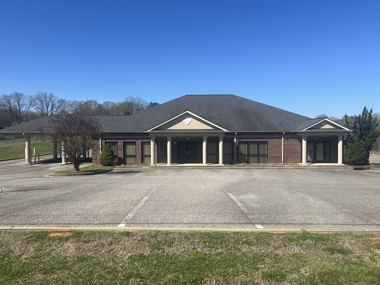 416 S Main St, Shelby, NC for sale - Building Photo - Image 1 of 11