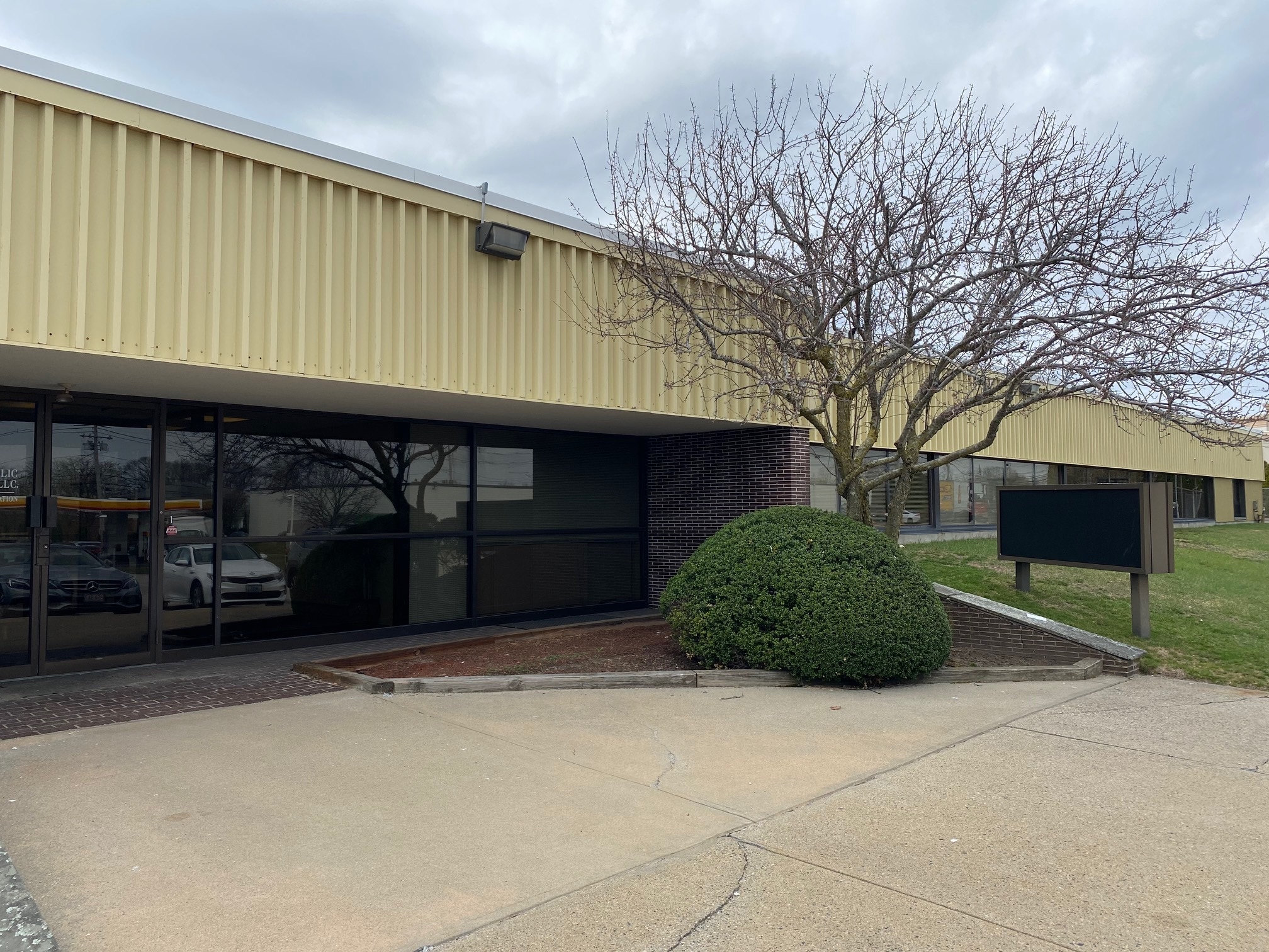1 Wholesale Way, Cranston, RI for lease Building Photo- Image 1 of 8