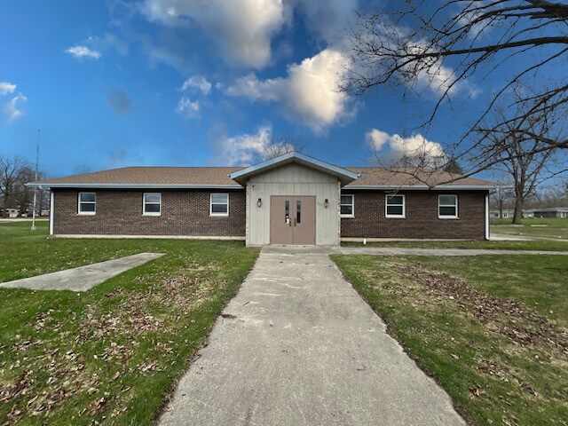 315 Park Dr, Marengo, IL for sale - Building Photo - Image 1 of 14