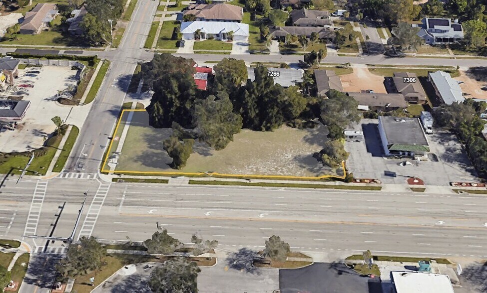 7305-7309 Tamiami Trl, Sarasota, FL for sale - Aerial - Image 3 of 6