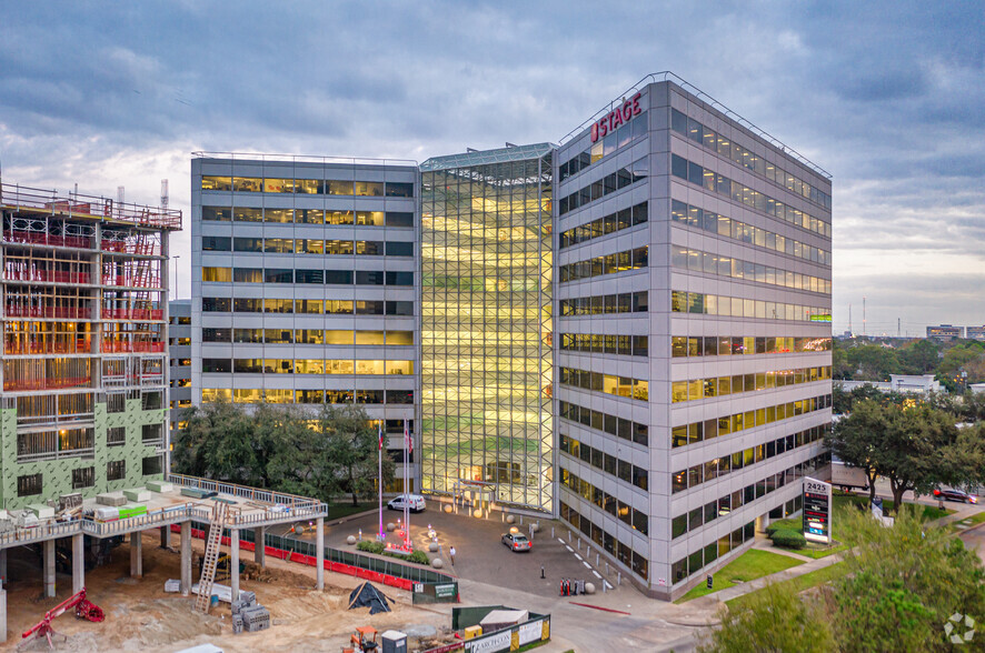 2425 West Loop South, Houston, TX for sale - Building Photo - Image 1 of 1