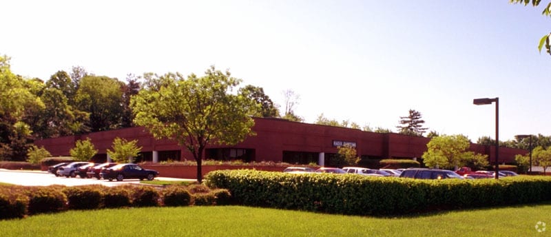 201 Perry Pky, Gaithersburg, MD for lease - Building Photo - Image 2 of 5