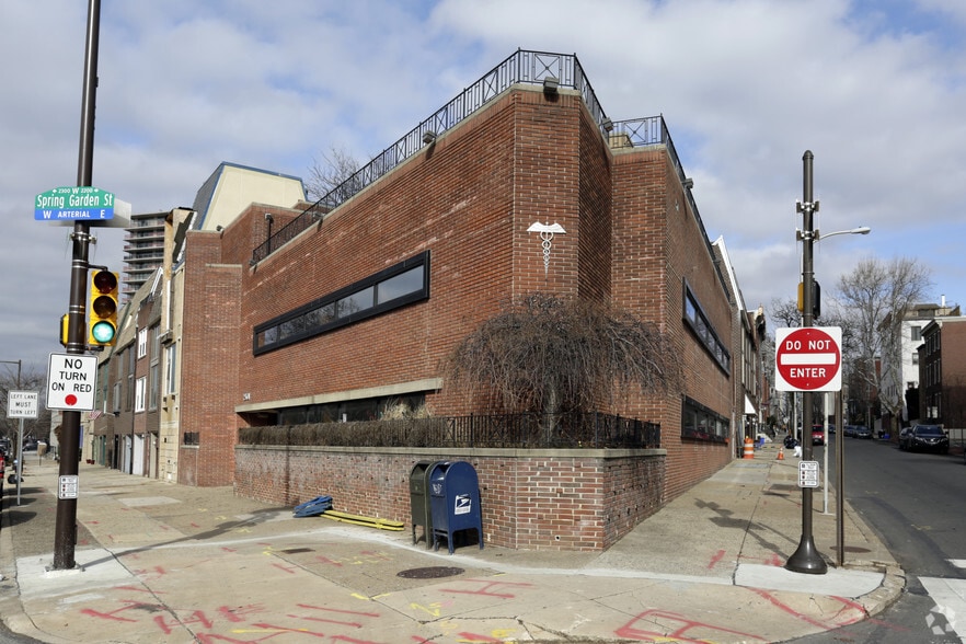 2301 Pennsylvania Ave, Philadelphia, PA for sale - Primary Photo - Image 2 of 13