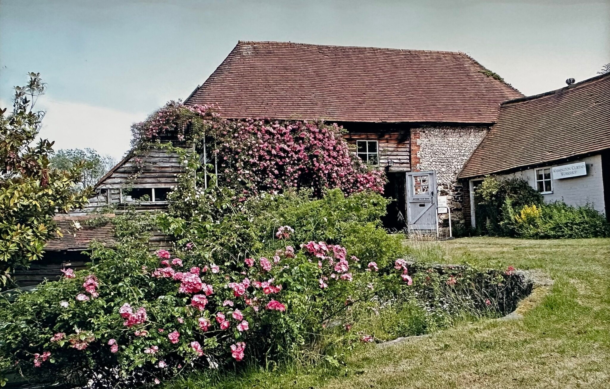 Sandhill Ln, Pulborough for sale Primary Photo- Image 1 of 1