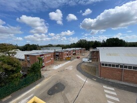 Mace Ln, Ashford KEN - Warehouse