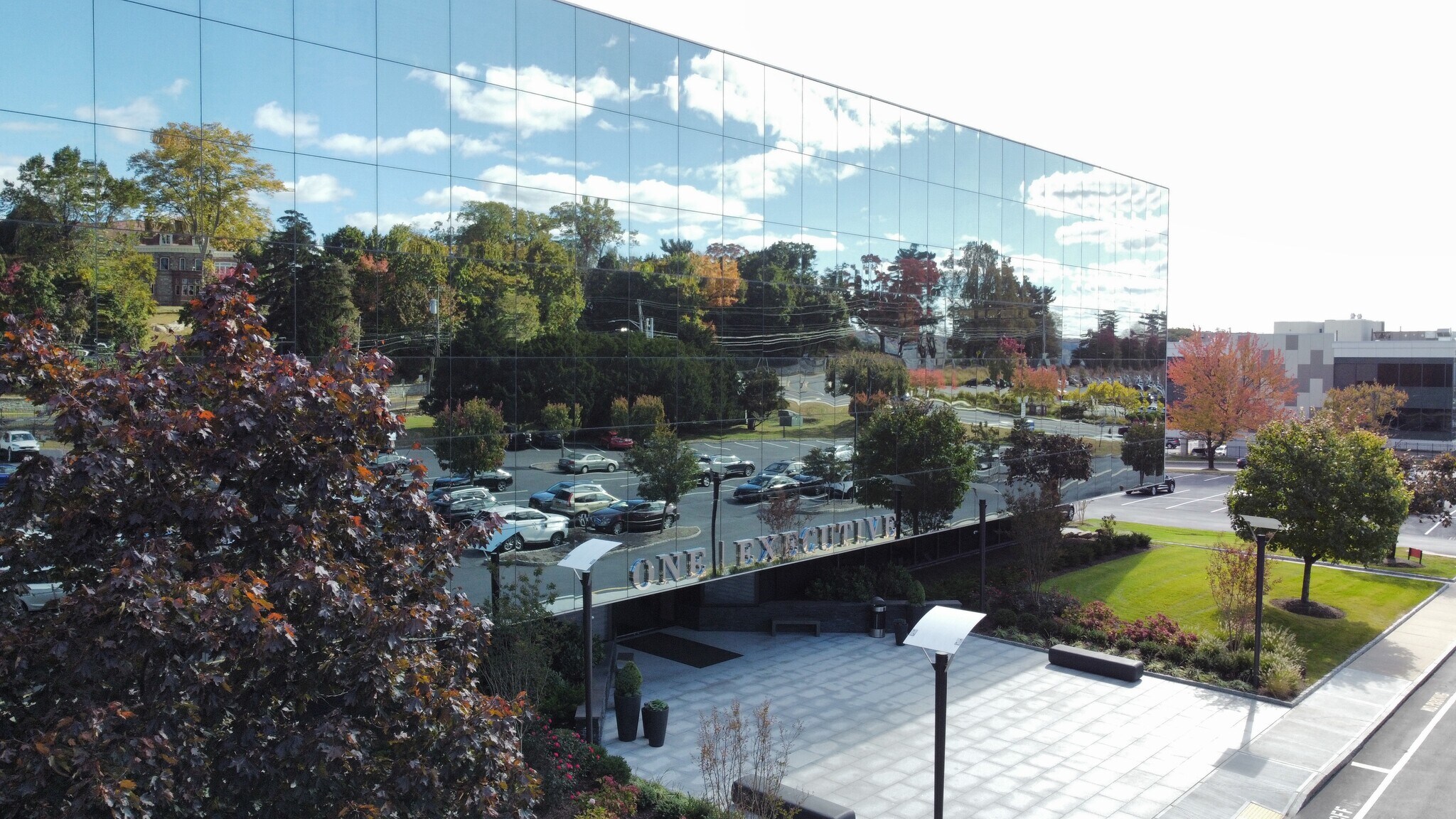 1 Executive Blvd, Yonkers, NY for lease Building Photo- Image 1 of 7